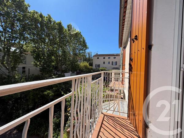 Maison à vendre  7 pièces - 146,51 m 2   TOULON  - 83