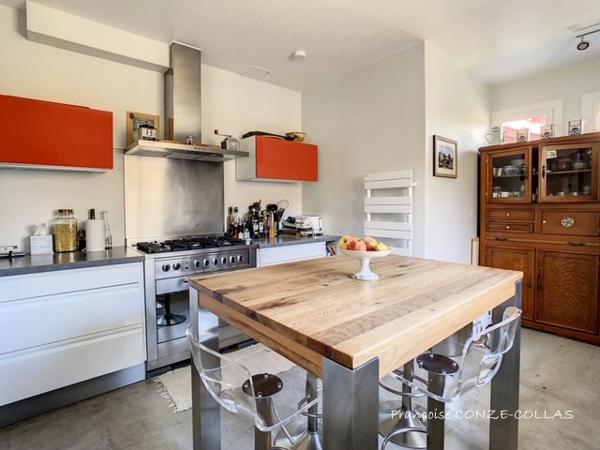 La Celle-Saint-Cloud (78170) Grande maison familiale 190m2 beaux volumes bon emplacement parfait état