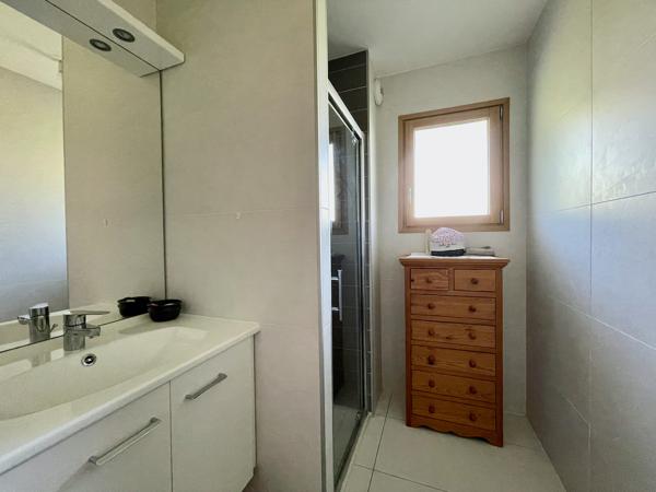 Appartement de standing 3 chambres et piscine