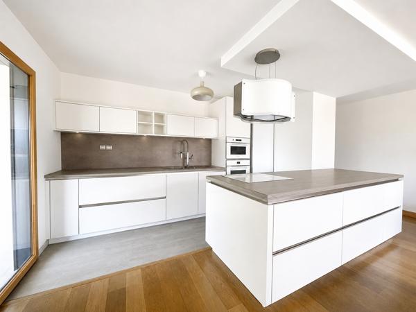 Appartement de standing 3 chambres et piscine