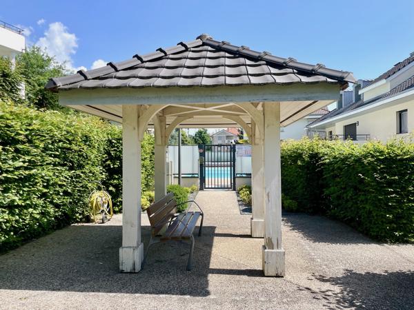 Appartement de standing 3 chambres et piscine