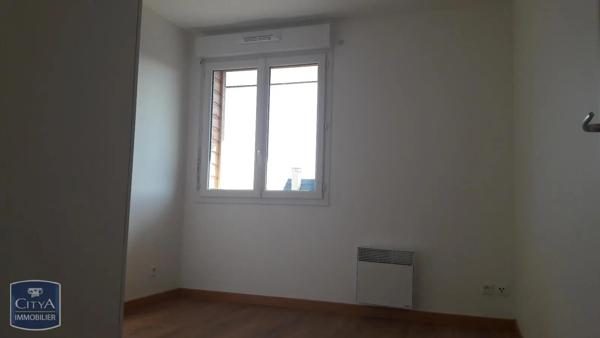 Appartement à louer 2 pièces 45.3m² Goderville (76110)