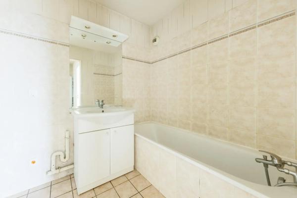 Appartement à vendre 4 pièces 74.11m² Aubière (63170)