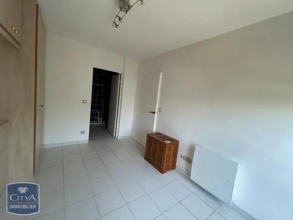 Appartement à louer 2 pièces 56.11m² Argenteuil (95100)