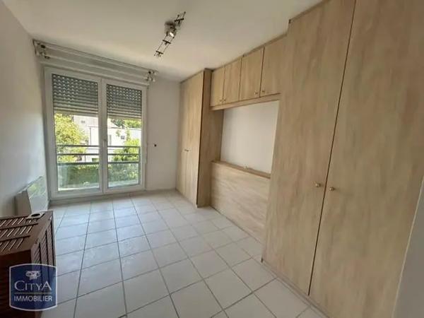 Appartement à louer 2 pièces 56.11m² Argenteuil (95100)