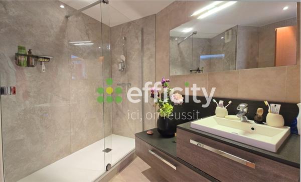 Appartement 3 pièces - 103 m² Exclusivité efficity