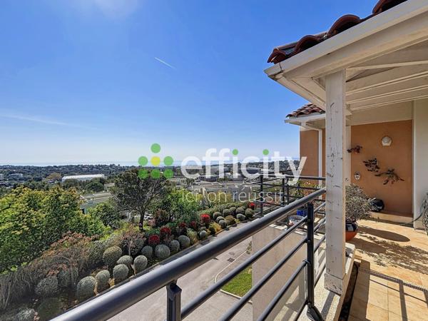 Appartement 3 pièces - 103 m² Exclusivité efficity