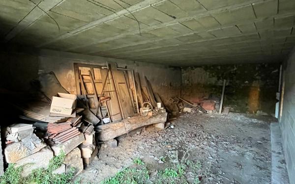 Maison à vendre    1 pièce • 77 m2 Montmorillon