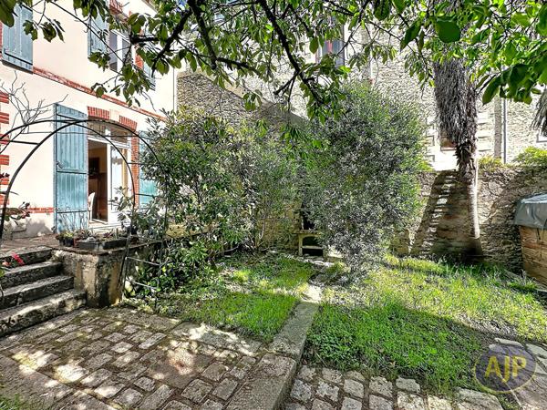 Maison à vendre Nantes - 6 pièces, 133m² avec 4 chambre(s) à 559 500€ - AJP Immobilier Nantes Saint-Donatien
