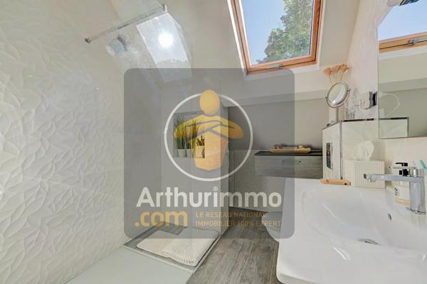 Vente                                                      Maison
                        
                     6 pièces                      125 m2                     à Ormesson-sur-Marne