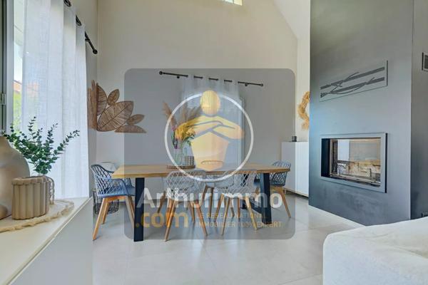 Vente                                                      Maison
                        
                     6 pièces                      125 m2                     à Ormesson-sur-Marne