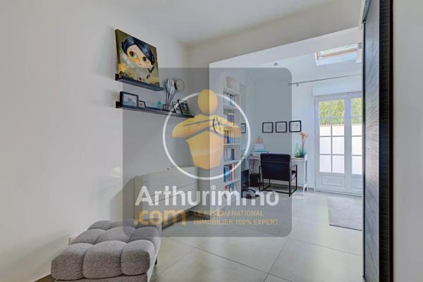 Vente                                                      Maison
                        
                     6 pièces                      125 m2                     à Ormesson-sur-Marne
