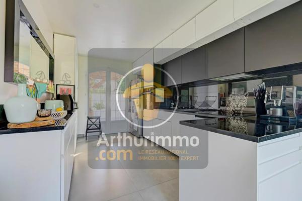 Vente                                                      Maison
                        
                     6 pièces                      125 m2                     à Ormesson-sur-Marne