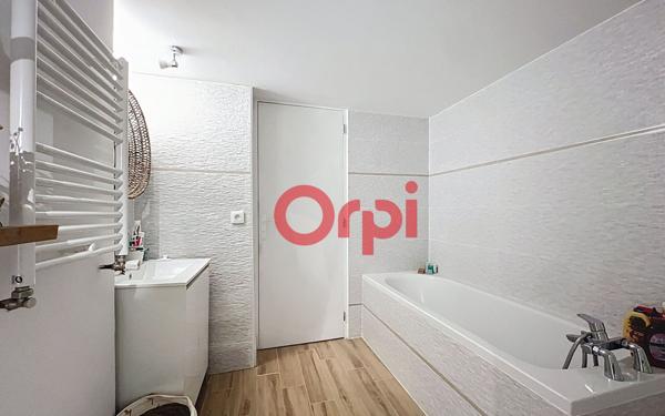 Maison à vendre    8 pièces •  Orsay