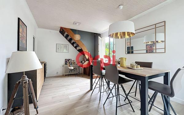 Maison à vendre    8 pièces •  Orsay