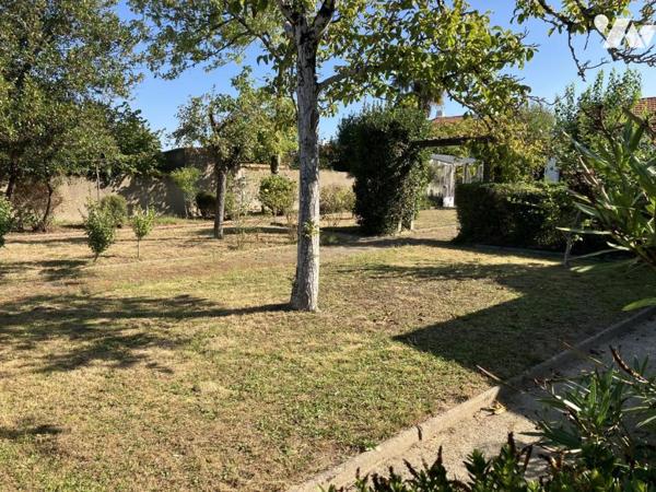 SAINTE PAZANNE une maison d'habitation évolutive avec dépendance et terrain