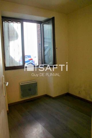 T3 en rez-de-chaussée avec terrasse – Centre village, proche frontière