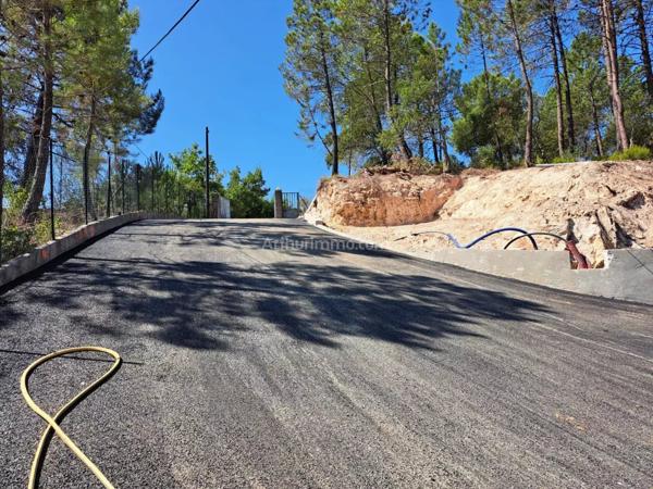 Vente Terrain 1001 m2 à Vidauban