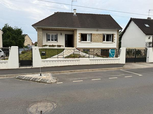 Maison Saint Mard 5 pièce(s) 249 m2 utiles