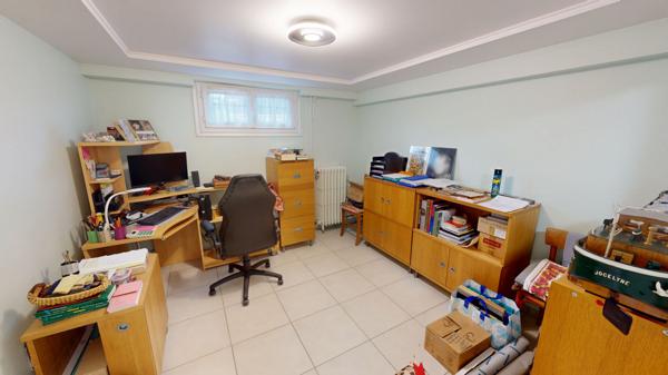 Maison Saint Mard 5 pièce(s) 249 m2 utiles