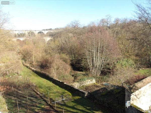 Maison de ville à vendre à Culan dans le Cher (18270), ref : 23010-111813   
historique