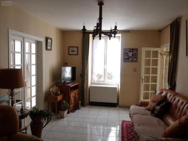 Maison de ville à vendre à Culan dans le Cher (18270), ref : 23010-111813   
historique