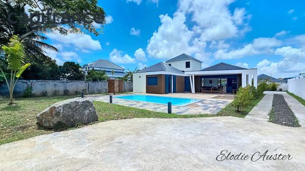 Villa d'architecte T5 moderne et meublée avec piscine