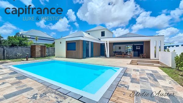 Villa d'architecte T5 moderne et meublée avec piscine