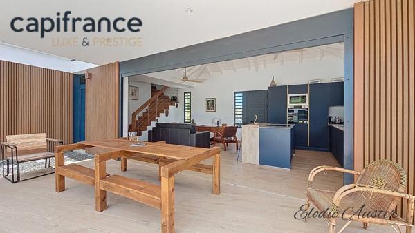 Villa d'architecte T5 moderne et meublée avec piscine