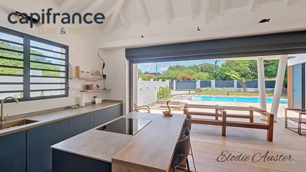 Villa d'architecte T5 moderne et meublée avec piscine