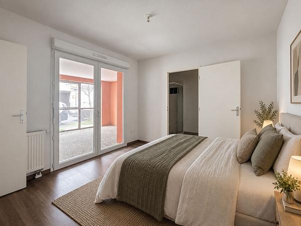T2 44 m² récent avec extérieur + parking