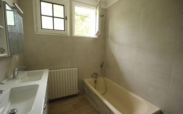 Maison à louer    4 pièces •  Orthez