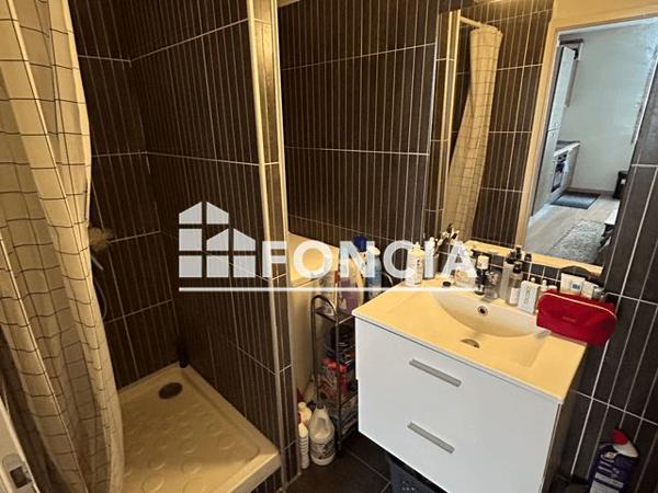 Location Appartement 2 pièces 34.9 m² - 7 RUE BAUDIN Valence 26000