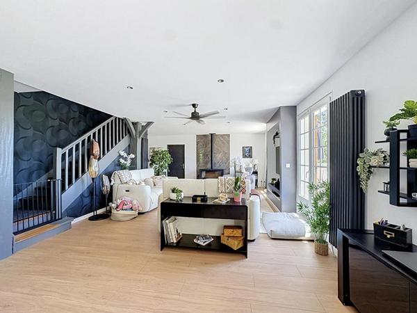 A vendre propriété d'exception à TRELISSAC 24750