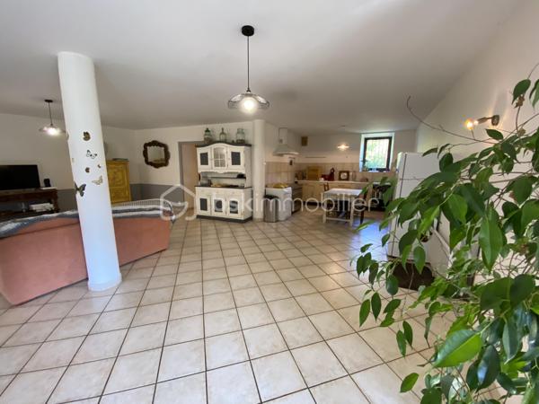 Corps de ferme de 194 m²