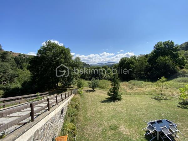 Corps de ferme de 194 m²