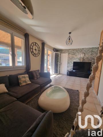 Maison à vendre 6 pièces 162 m² Cuers