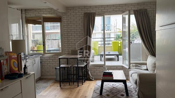 RARE  STUDIO AVEC TERRASSE DE 19 m²  BEL-AIR
