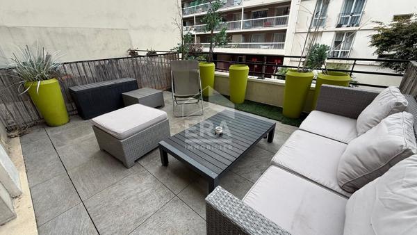 RARE  STUDIO AVEC TERRASSE DE 19 m²  BEL-AIR