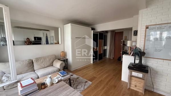RARE  STUDIO AVEC TERRASSE DE 19 m²  BEL-AIR