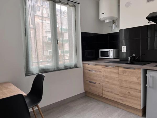 Location Appartement 1 pièces 26 m2 à Rodez