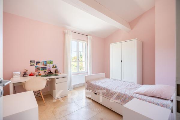 AIX-EN-PROVENCE NORD  VILLA CONTEMPORAINE 180 M² – 4 CHAMBRES
