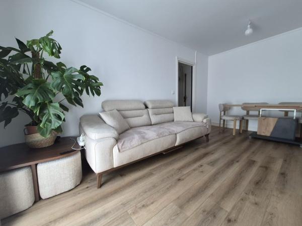 APPARTEMENT 2 PIECES PK SSOL et CAVE