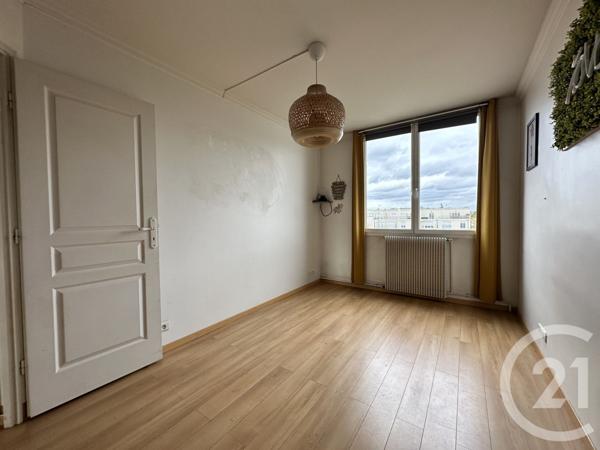 Appartement F3 à vendre  4 pièces - 76,87 m2 ST MAUR DES FOSSES - 94