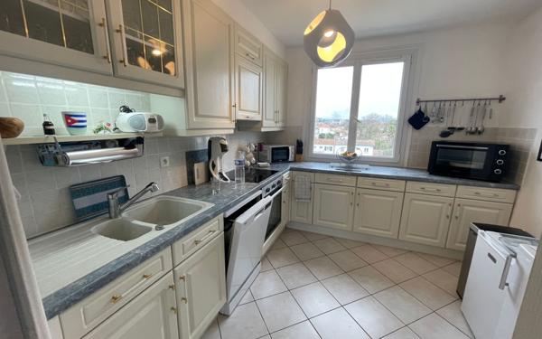 Appartement à vendre    3 pièces • 71,29 m2 Montélimar