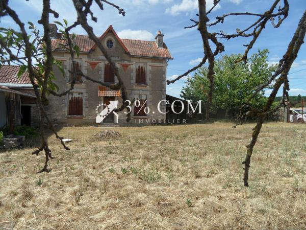 Maison de village
                                                                                                                                                                                                                                                                                                                        4 pièce(s)                                                                                                                                                                                                          2 chambre(s)                                                                                                                                                                                                          73  m²