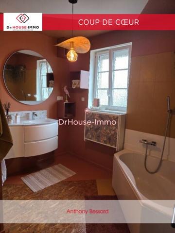 Maison à vendre 8 pièces de 220 m²