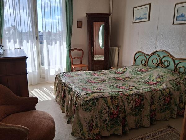 Appartement à vendre, 4 pièces/ 3 chambres/ 93m² /box /ascenseur, centre-ville de Rennes