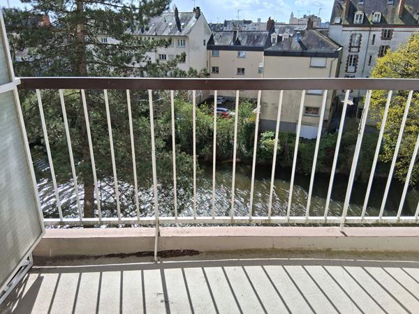 Appartement à vendre, 4 pièces/ 3 chambres/ 93m² /box /ascenseur, centre-ville de Rennes