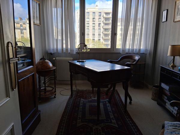 Appartement à vendre, 4 pièces/ 3 chambres/ 93m² /box /ascenseur, centre-ville de Rennes